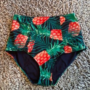 Floral high-waist bathing suit bottoms
